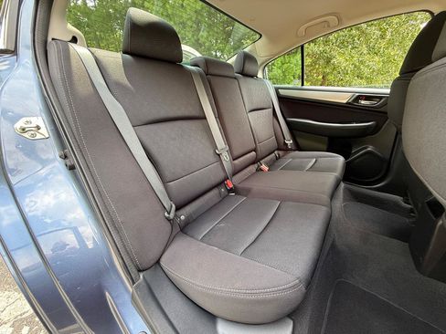 Used 2016 Subaru Legacy 2.5i Premium AWD/4WD image 36