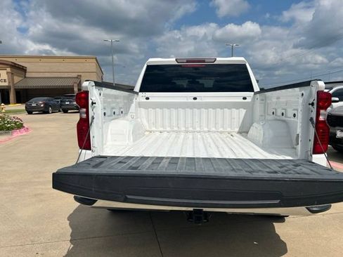 Used 2021 Chevrolet Silverado 1500 LT w/ Fleet Comfort Package AWD/4WD image 9