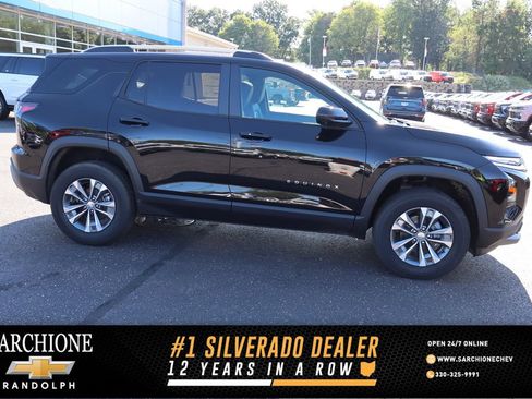 New 2027 Chevrolet Equinox LT w/ Convenience Package II FWD image 1