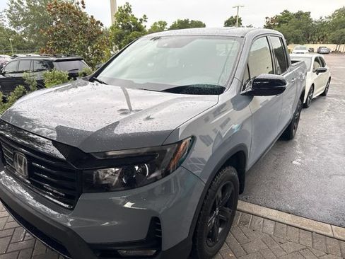Used 2023 Honda Ridgeline Black Edition image 3