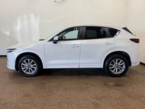 Used 2024 MAZDA CX-5 AWD 2.5 S w/ Select Package image 2