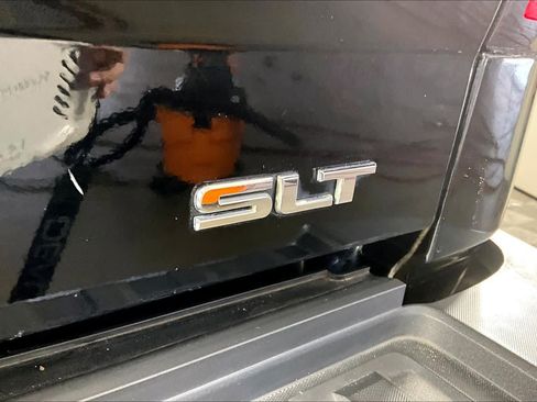 Used 2018 GMC Sierra 2500 SLT AWD/4WD image 10