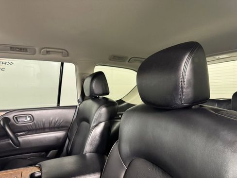 Used 2024 Nissan Armada SL w/ Captain's Chairs Package image 28