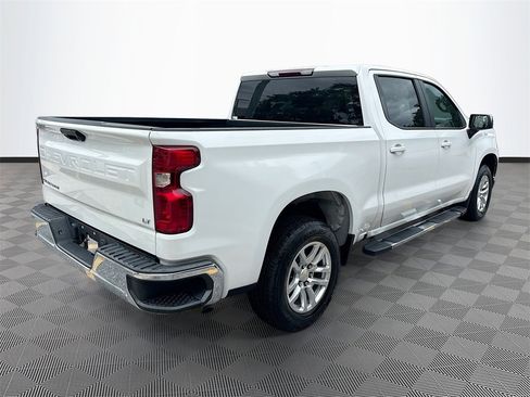 Used 2020 Chevrolet Silverado 1500 LT image 8