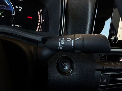 Used 2025 Toyota Camry SE FWD image 36