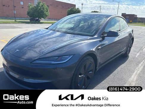 Used 2025 Tesla Model 3 Long Range RWD image 1