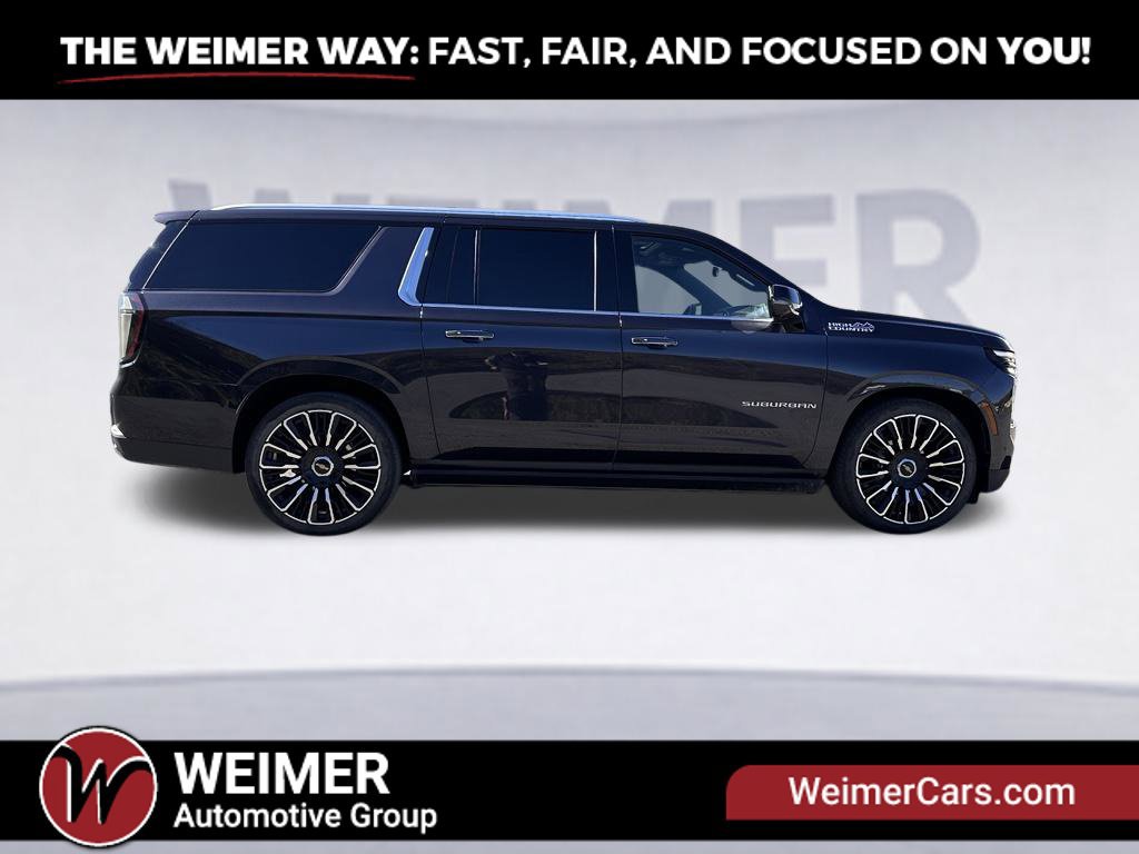 Used 2025 Chevrolet Suburban High Country AWD/4WD image 7