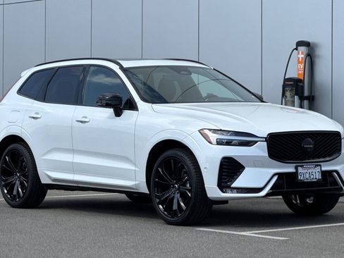 Certified 2026 Volvo XC60 B5 Ultra AWD/4WD image 7