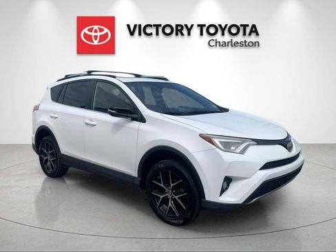Used 2017 Toyota RAV4 SE w/ Power Extra Value Package AWD/4WD image 5