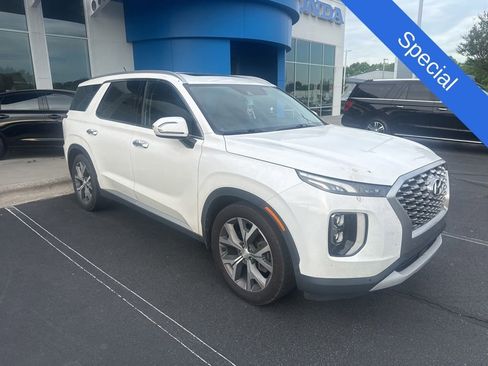 Used 2022 Hyundai Palisade SEL w/ Convenience Package image 1