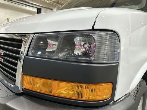 Used 2024 GMC Savana 2500 w/ Driver Convenience Package image 27