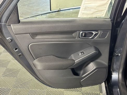 Used 2025 Honda Civic Sport image 18