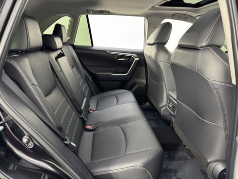 Used 2024 Toyota RAV4 XLE Premium image 39