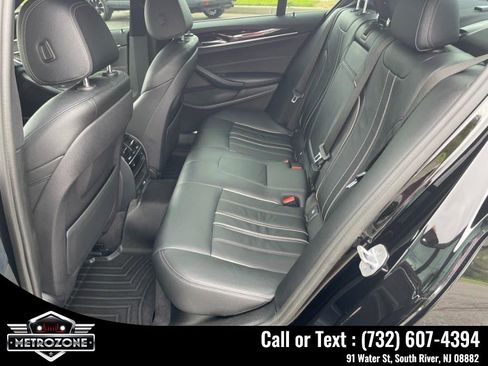 Used 2017 BMW 540i xDrive w/ Driving Assistance Package image 14