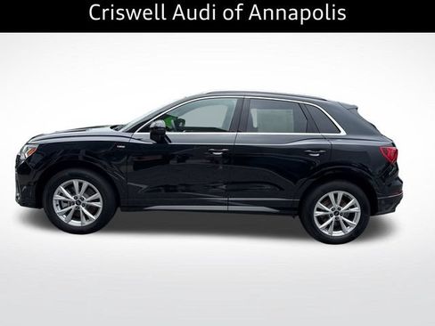 Certified 2025 Audi Q3 2.0T Premium w/ Convenience Package AWD/4WD image 4