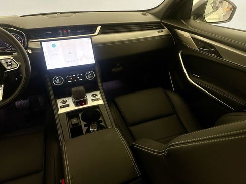 New 2026 Jaguar F-PACE R-Dynamic S AWD/4WD image 21