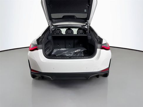 New 2026 BMW i4 xDrive40i w/ Premium Package AWD/4WD image 54