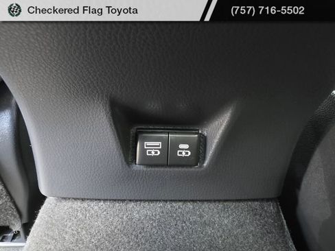 Used 2025 Toyota Camry LE w/ Convenience Package FWD image 38
