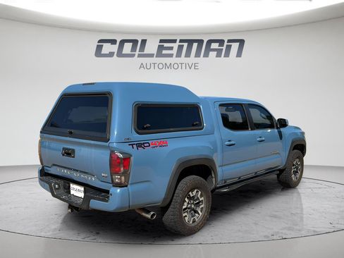Used 2019 Toyota Tacoma TRD Off-Road AWD/4WD image 5