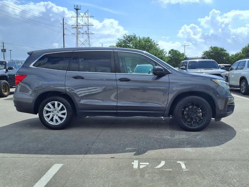 Used 2019 Honda Pilot LX image 24