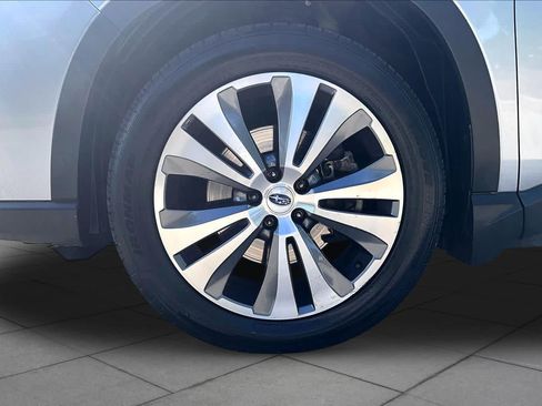 Used 2022 Subaru Ascent Limited w/ Technology Package AWD/4WD image 11