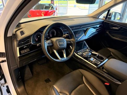Used 2023 Audi Q7 3.0T Premium AWD/4WD image 15