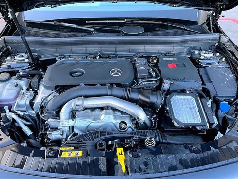 New 2026 Mercedes-Benz GLB 250 GLB 250 image 16