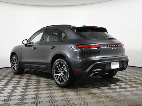 Used 2026 Porsche Macan AWD/4WD image 3