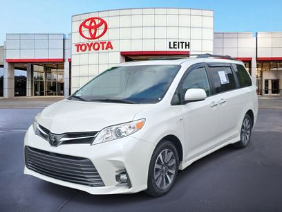 Used 2020 Toyota Sienna XLE