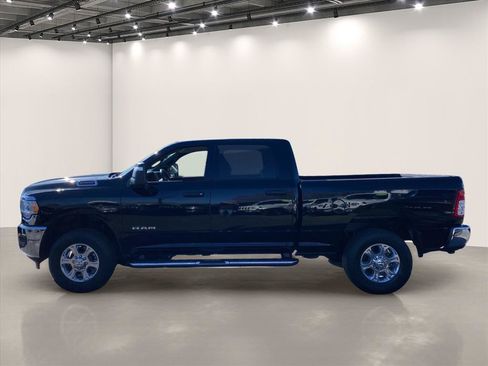 Used 2024 RAM 2500 Big Horn w/ Bed Utility Group AWD/4WD image 4