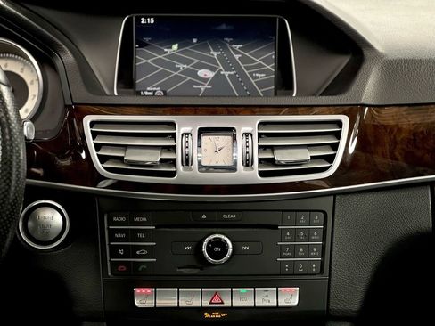 Used 2016 Mercedes-Benz E 350 4MATIC Wagon image 32