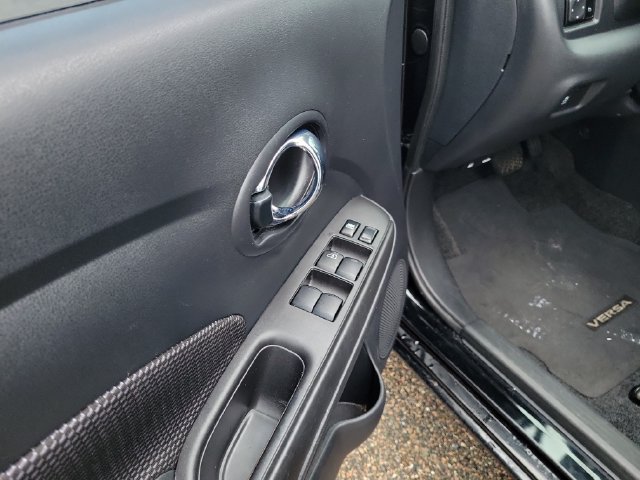 Used 2018 Nissan Versa SV w/ SV Special Edition Package FWD image 16