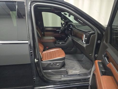 Used 2025 GMC Sierra 2500 Denali Ultimate w/ LPO, GMC Protection Package image 8