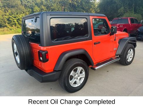 Used 2020 Jeep Wrangler Sport AWD/4WD image 8