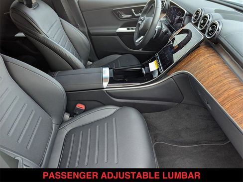 Used 2025 Mercedes-Benz GLC 300 GLC 300 image 20