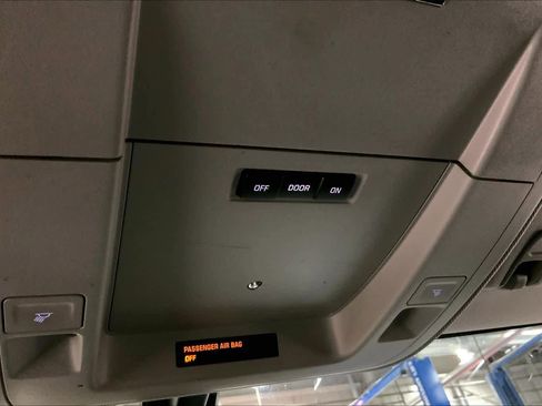 Used 2019 Chevrolet Silverado 1500 LT w/ All Star Edition image 33