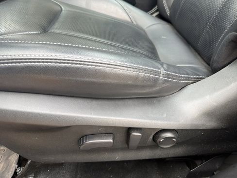 Used 2022 Subaru Forester Limited image 27