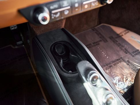 Used 2022 Ferrari F8 Tributo image 64