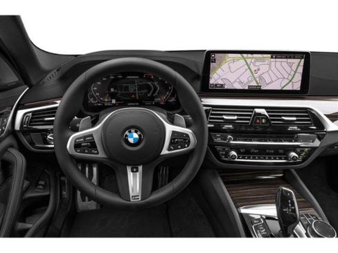 Used 2021 BMW M550i xDrive w/ Executive Package AWD/4WD image 10