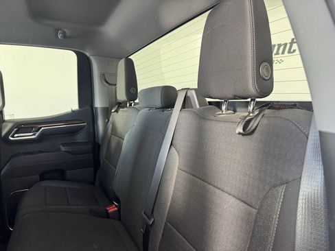 Used 2023 Chevrolet Silverado 1500 LT AWD/4WD image 11