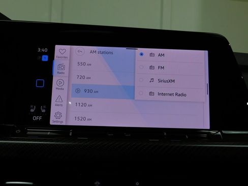 Used 2024 Volkswagen Golf R AWD/4WD image 61