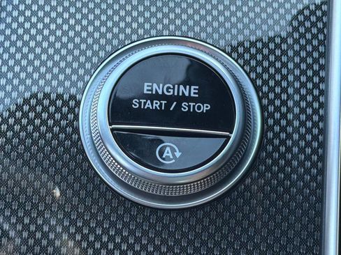 Used 2024 Mercedes-Benz CLE 300 4MATIC Coupe image 25