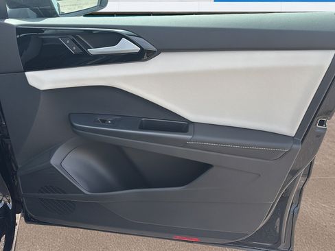 New 2026 Volkswagen Taos S FWD image 10