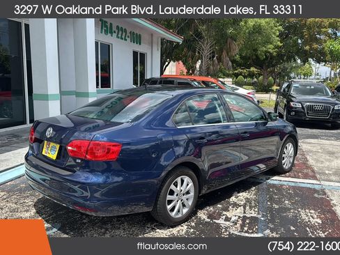 Used 2014 Volkswagen Jetta SE FWD image 11