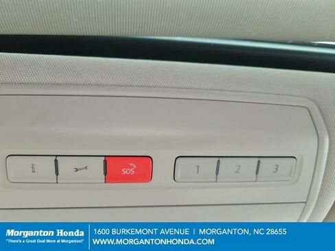 Used 2019 Volkswagen Atlas SEL FWD image 17