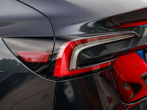 Used 2024 Tesla Model 3 Standard Range RWD image 7