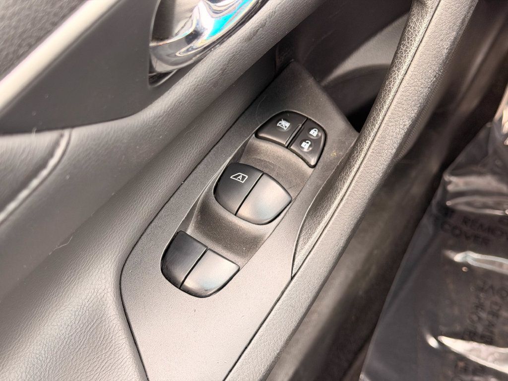 Used 2015 Nissan Altima 2.5 S w/ Special Edition Package FWD image 18