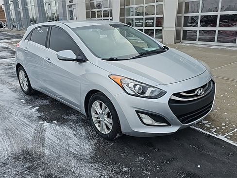 Used 2014 Hyundai Elantra GT image 1