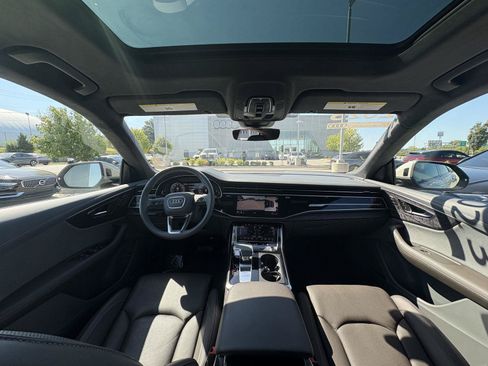 Used 2023 Audi Q8 Prestige w/ Prestige Package AWD/4WD image 13
