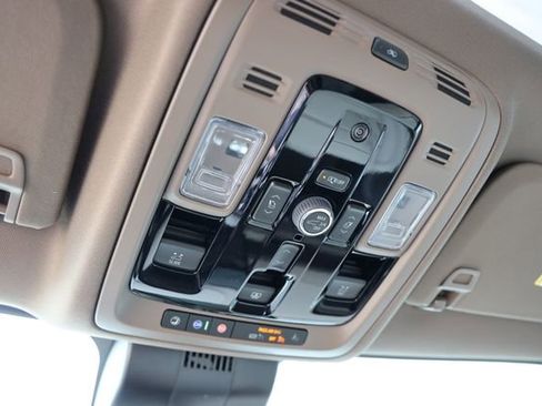 New 2026 GMC Yukon Denali w/ Denali Reserve Package image 27